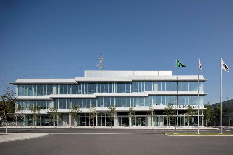 一般建築物の部で最優秀賞に選ばれたＡＧＣ千葉工場のＫＩＮＤＣｅｎｔｅｒ（撮影：鳥村鋼一）
