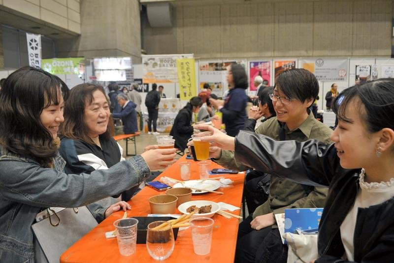 個性あふれるビール集結！　幕張メッセでビアＥＸＰＯ初開幕　地元産品活用、５００種類