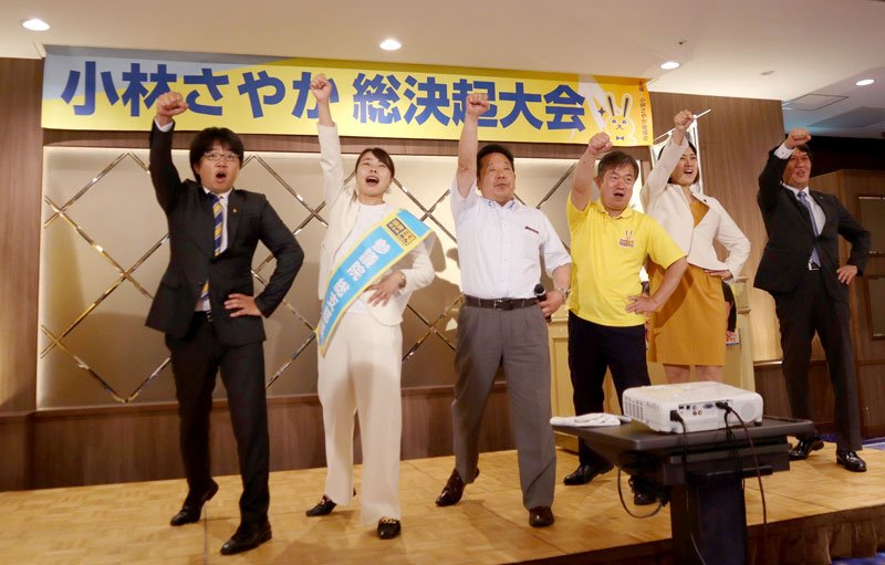 過半数奪還へ「競合」恐れず　立民現職・長浜博行氏（６６）衆参議員約３０年、緩み警戒　国民新人・小林さやか氏（４１）清新さ前面、無党派に照準　【参院選ちば２０２５　直前情勢】（中）