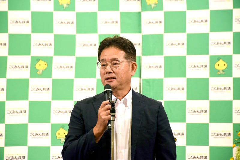 あいさつする平野千葉推進本部長＝千葉市中央区