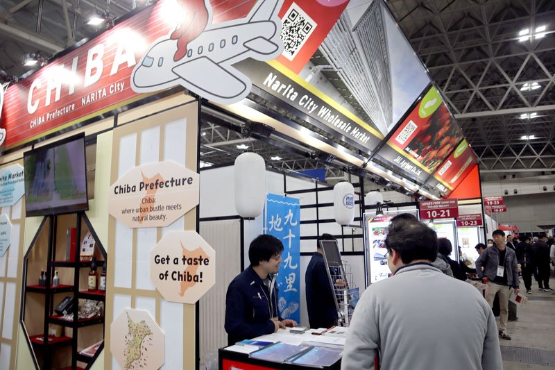 県産品をＰＲする千葉県ブース＝３日、千葉市美浜区