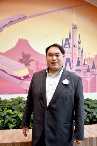 温かく心地いい空間を　ディズニー・クリスマス・ライナー運行中　【舞浜タイムズ１２月号】