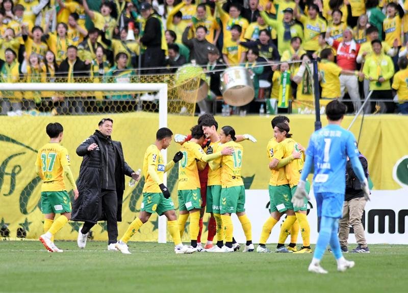 【速報】ジェフＪ１復帰　１７年ぶり、１ー０で徳島下す　カルリーニョスジュニオが決勝ヘッド【写真複数あり】