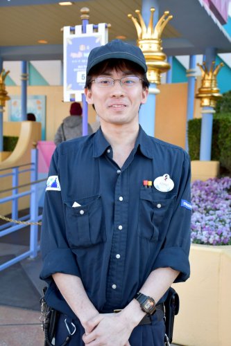 シンデレラ城前で決意　６年ぶり東京ディズニーランド成人式　【舞浜タイムズ１月号】