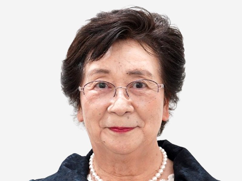 照川由美子氏