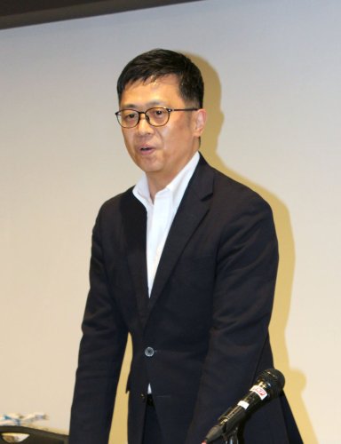 意気込みを語る趙顕洙代表理事＝東京都千代田区