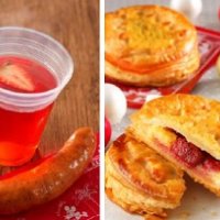 【写真左】ホットワイン（ロゼ）680円　※写真手前は骨付きソーセージ（370円）、【写真右】ストロベリー＆カスタードパイ 520円　（C）Disney