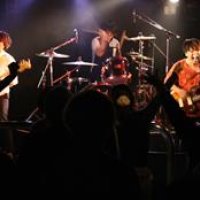 数々の人気バンド出演　狭さをセールスポイントに　千葉ＬＯＯＫ　【ステージ探訪　千葉のライブハウス】（１） 　