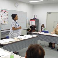 五輪選手と会話目標に　やや難解な文字や発音　シンハラ語教室　【山武で広がる国際交流　教室体験リポート】（中）