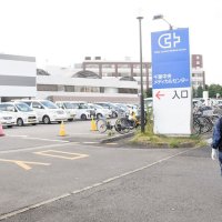 血まみれの男性を病院に置き去り　埼玉・越谷の３２歳死亡　事件か、男２人立ち去る　千葉市若葉区