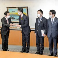 ”両輪”の県議会と協調　「納得の幹部人事」に安堵　【熊谷県政船出１カ月】（中）　