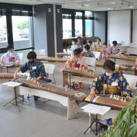 箏曲の練習成果披露　子どもたち２５日も　白井