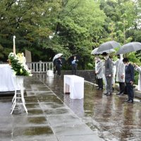 戦没者に鎮魂の祈り　千葉県忠霊塔で追悼式　熊谷知事「み霊安らかに」