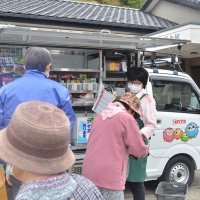 横芝光で移動スーパー　買い物支援と見守り活動