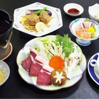 すき焼きをメインにバラエティーに富む「ジビエ御膳」
