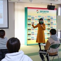 ジェフ千葉レディース選手ら活躍へ気持ち新た　ＮＴＴ東日本千葉事業部・境部長が講演