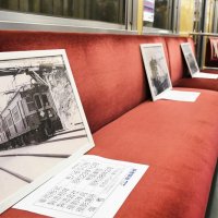 旧空港駅では展示会　京成電鉄　懐かしいモノクロ写真　成田「未来」と「思い出」交錯