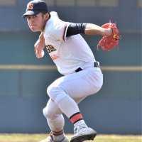 悔しさ胸に背番号獲得　横手投げ・金本　野手転向・須永　【選抜高校野球　木更津総合だより】
