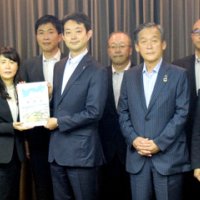 北千葉道早期全線開通を　建設促進期成同盟　知事に要望書提出