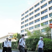 【速報】千葉市役所に家宅捜索　逮捕の元総務局長、代表監査委員を辞職　神谷市長「心からおわび」