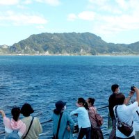 鋸山、海からの眺め楽しんで　日本遺産認定へ魅力発信　東京湾周遊クルーズ