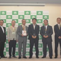 安全な暮らしに貢献　自治会へ防犯カメラ　秋田建設工業、菱信商事