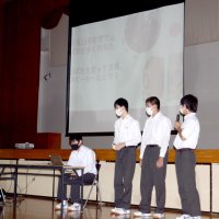 魅力度向上、市長に提案　全国最下位受け山武中生徒　「サンブスギを将棋駒に」「廃棄イチゴ商品活用を」