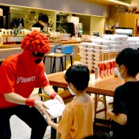 プロバスケ千葉ジェッツが「子ども食堂」　食事、交流　温かく　今季終了まで月１回