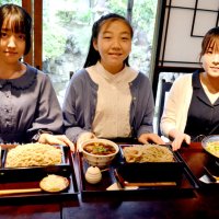 新感覚！八千代そば味わって　和洋女子大生３品考案、具材に梨も　１０月１７日から５店舗で提供