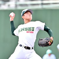 先発した専大松戸・梅沢