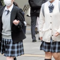 【点検・高校の校則】＜服装＞カーディガン禁止なぜ？　温度調節の便利さ軽視
