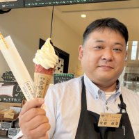 受験生を応援するため販売を始めた「ご祈祷ソフトクリーム」＝香取市
