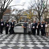 「よりよい社会づくりに」　千葉県内１３団体へ生命保険協会　福祉巡回車など寄贈