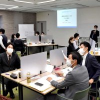 千葉興銀　支店跡地を　研修施設に　ＪＲ海浜幕張駅前　異業種交流や採用面接も