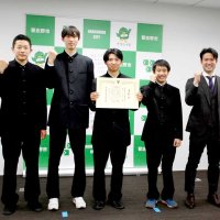 全国３位報告「成果出せた」　快挙、地元の応援感謝　習志野高バレー部　市役所訪問