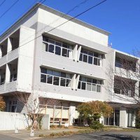 木更津看護学院が入る建物＝２０２２年２月、木更津市