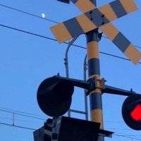 【速報】男子高校生、特急列車にはねられ死亡　東武野田線初石駅　ホームから線路に降りたか