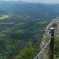 子どもと登山中、急斜面から滑落…八千代の男性死亡　南房総・伊予ケ岳