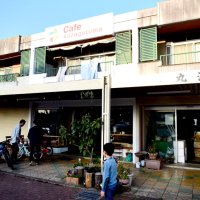 カザグルマはショッピングセンターの一角に拠点を構える