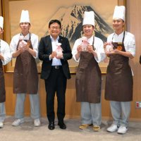 加曽利貝塚、オオガハス、千葉氏、海辺　千葉市の地域資源クッキーに　製菓専門学校生製作　７日から限定販売