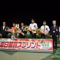 ４番人気ブンロートＶ　鮮やか一気に逃げ切る　船橋競馬・千葉日報賞スプリント