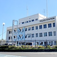 万引の疑いで男逮捕　成田のディスカウントストア
