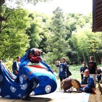「馬登の獅子神楽」奉納　君津の無形民俗文化財　山あいに笛、太鼓響かせ