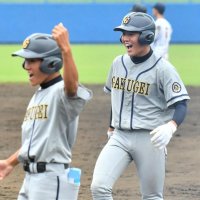 千葉学芸１０回に底力　秋季千葉県高校野球大会　第３日