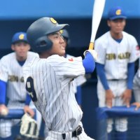 中央学院、要所で勝負強さ　秋季千葉県高校野球大会　第３日