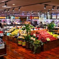 「待ってました」新規スーパーに高まる期待　若者・単身世帯意識の品ぞろえ　津田沼駅前「Ｖｉｉｔ」全面開業