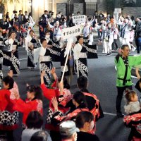 新旧音頭で踊りの輪　袖ケ浦　氣志團版、子どもらに好評