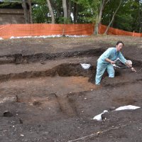 竪穴住居跡、改めて確認　加曽利・北貝塚発掘　形成時期解明の手がかりか　１１月１１日に現地説明会