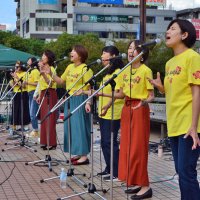 生演奏が船橋の街包む　音楽イベント「ミュージックストリート」２２日まで　ご当地ミュージシャンら、青空の下熱演