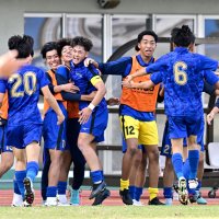 堅守冴え試合支配　「柏ダービー」制す　日体大柏　サッカー高校選手権千葉県大会